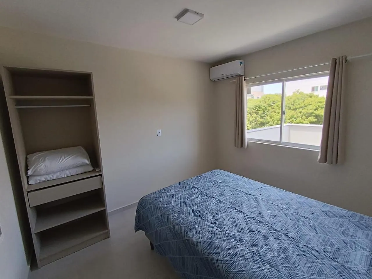 Residencial Brisa Do Mar Apartamento Bombinhas 0*,